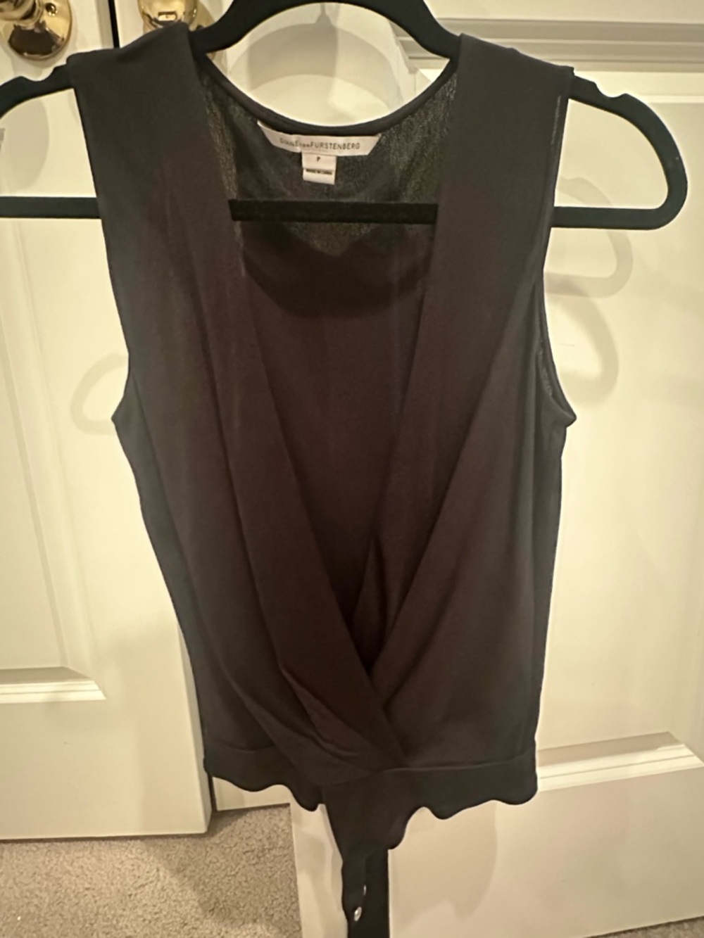 NWOT Diane Von Furstenberg DVF Lala Plunge Black Bodysuit. Size P Never Worn!